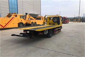 永顺非事故拖车